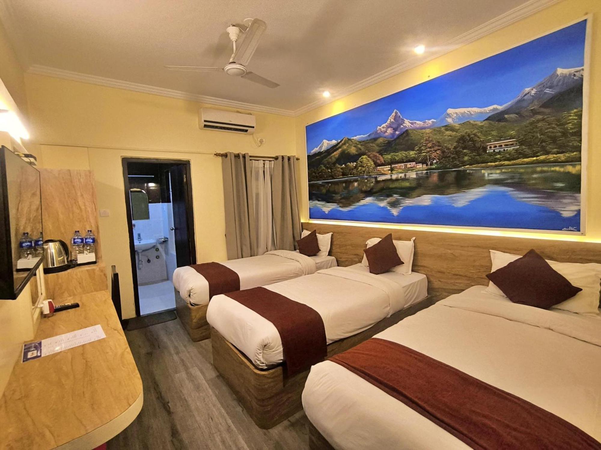 Hotel Peaceland Lumbini Exterior foto