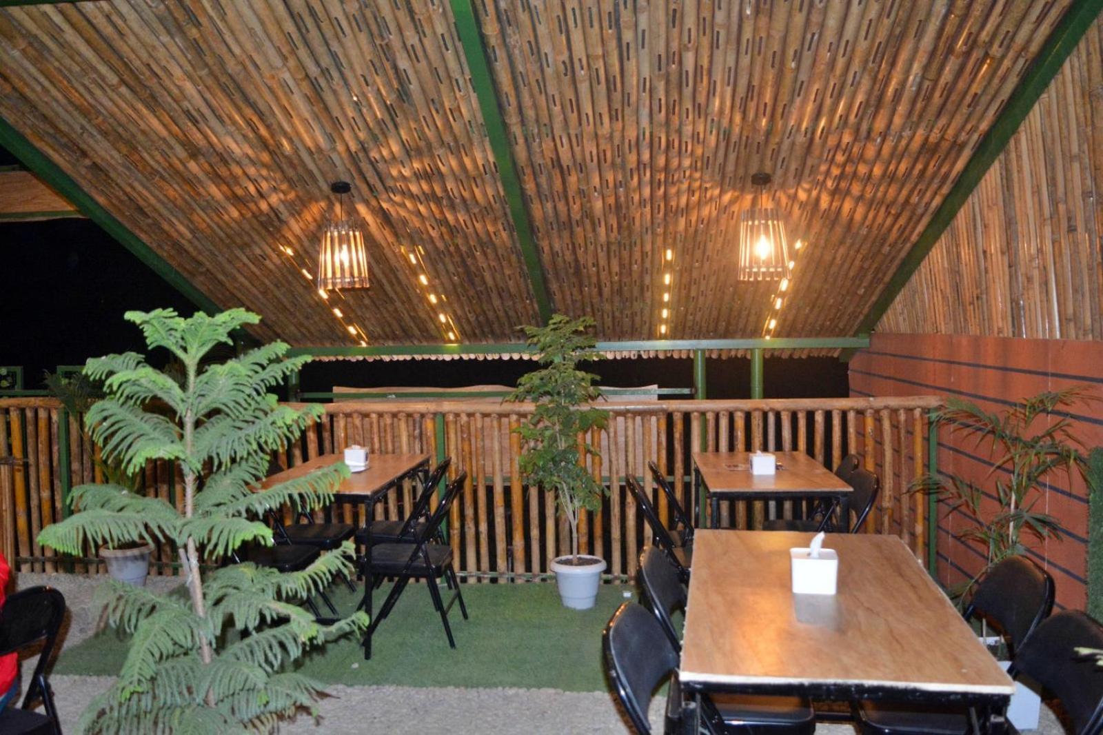 Hotel Peaceland Lumbini Exterior foto
