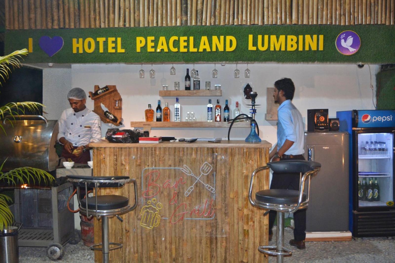 Hotel Peaceland Lumbini Exterior foto